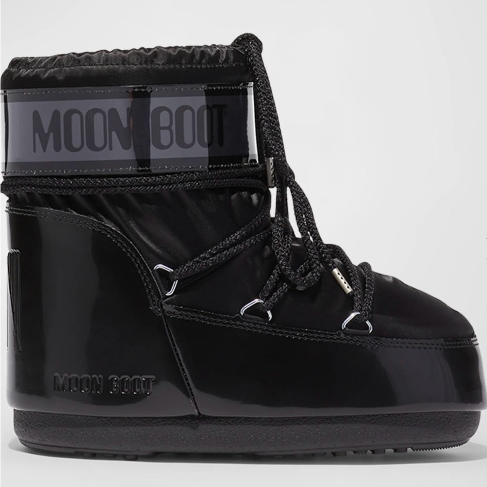 Moon Boot Black Snow Boot